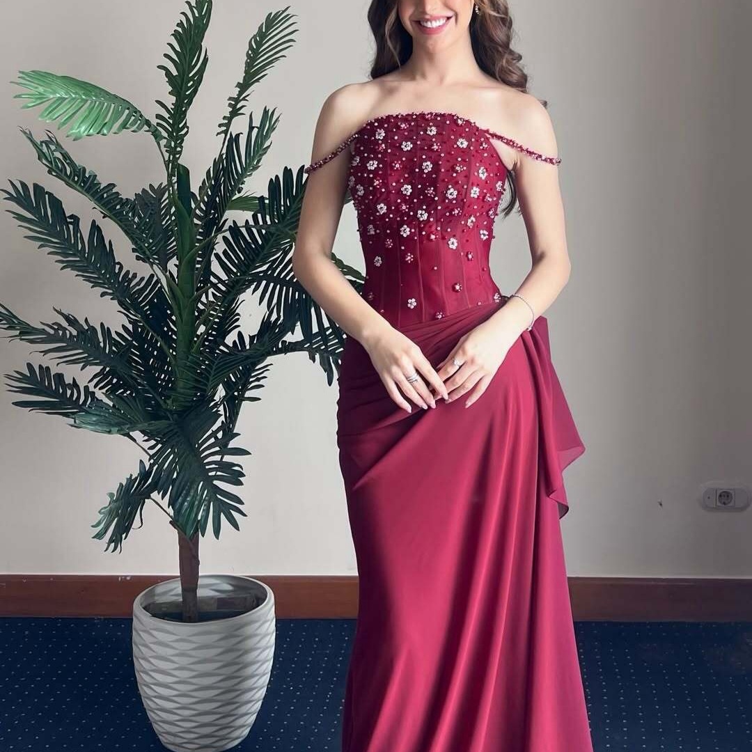 벨라 맞춤형 새틴 오프숄더 프롬 드레스 여성용 버건디  - Women Formal Wear For Graduation 리뷰 및 가격