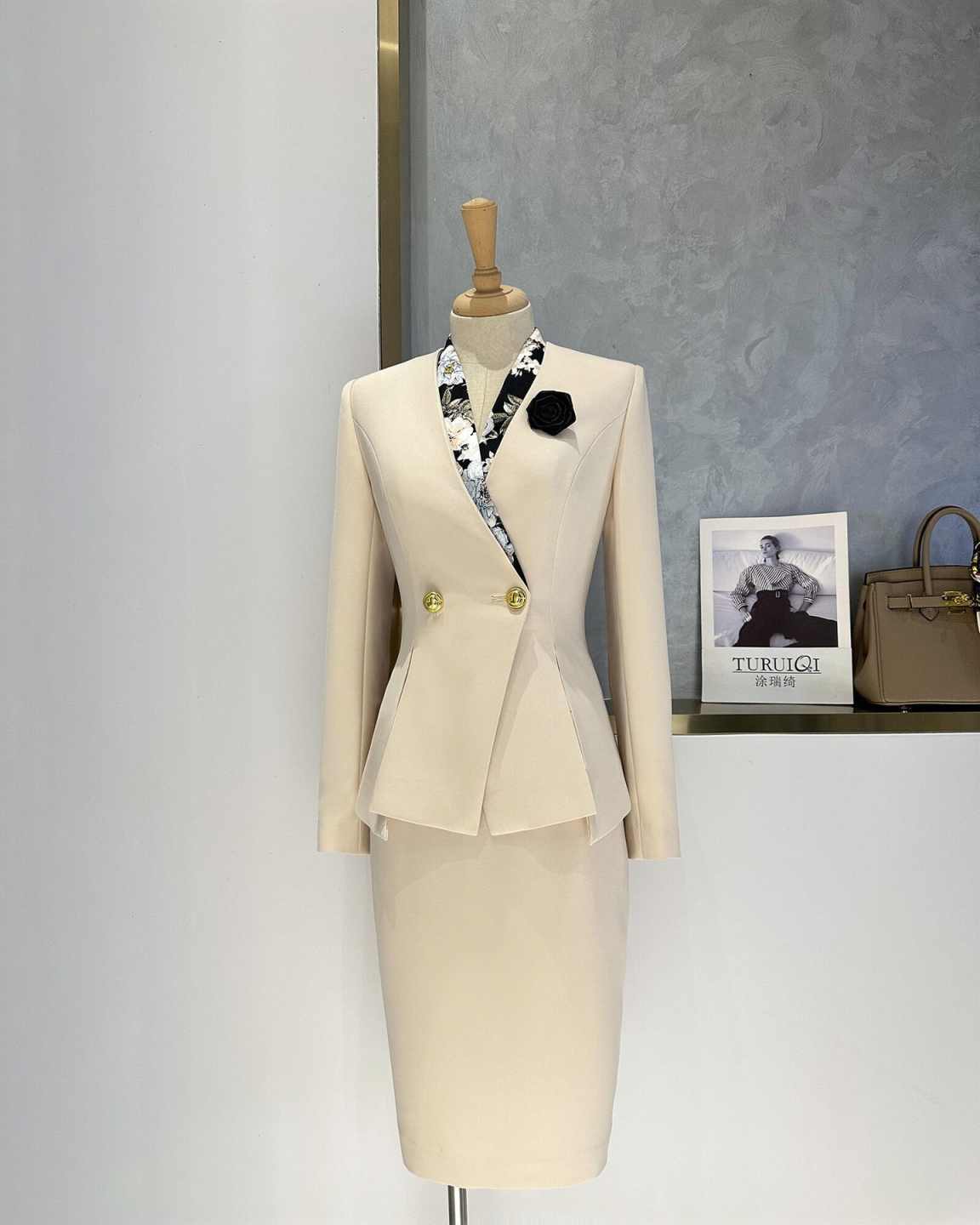 우아한 페플럼 여성 정장 세트, 노치드 라펠 블레이저와 - Women Formal Wear For Conference 리뷰 및 가격